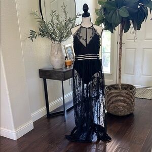 L'ATISTE Black Sheer Lace Dress